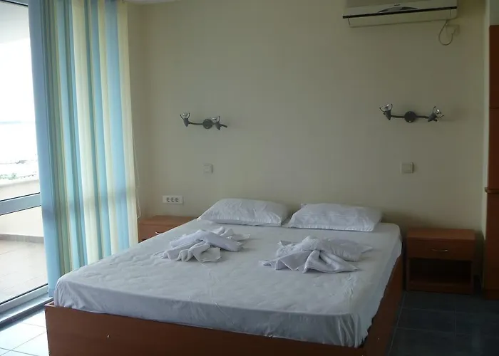 Apartments Lucky Complex Ravda